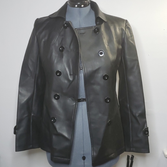 Chic & Jeune Jackets & Blazers - Chic & Jeune Jacket - size 3